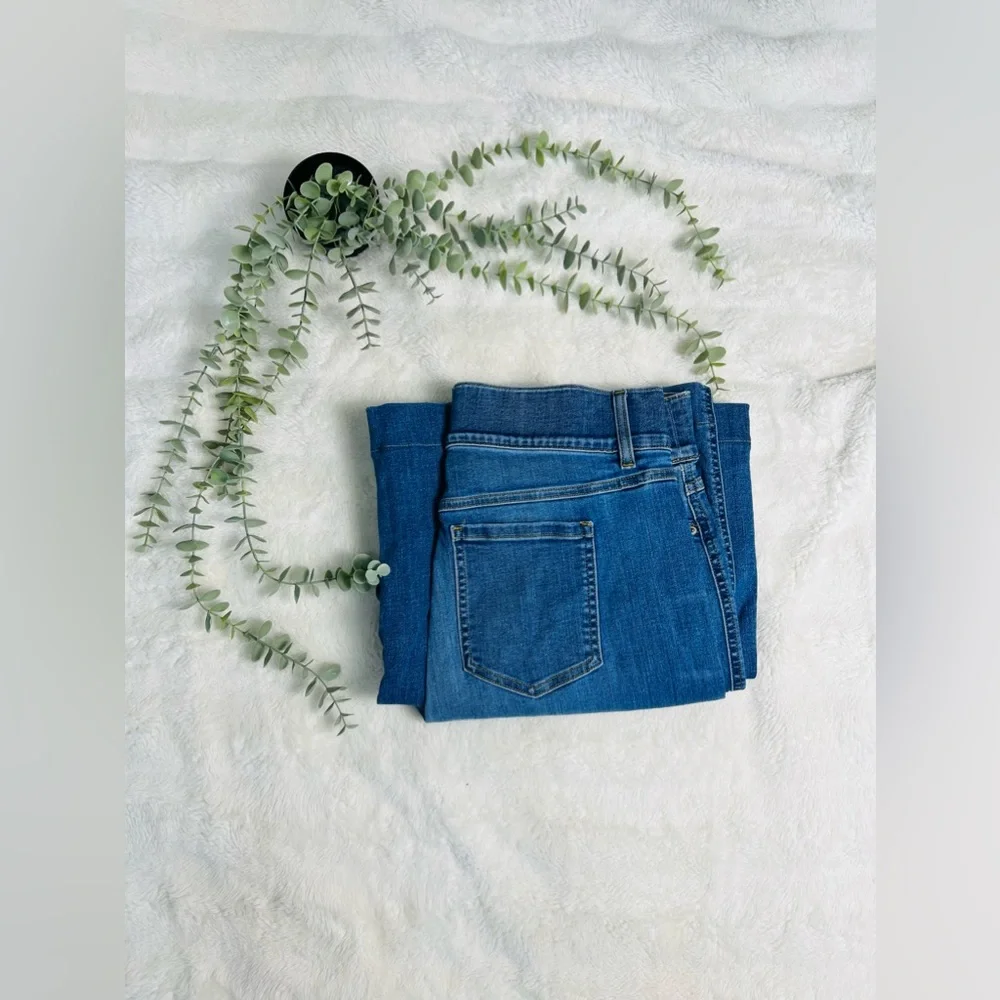 Spanx Seamed Front Wide Leg Vintage Indigo Flared Jeans Size 1X Tall - Picture 2 of 12